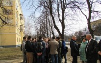 Владимир Челомин пригласил студентов Нижегородского строительного техникума вместе оценить качество работ по ремонтной программе 2016 на примере дома №43 по пр. Ильича